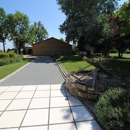 Gite Les Doucesheures- 110M²--3 Chambres-6 Pers Betz-le-Chateau Экстерьер фото
